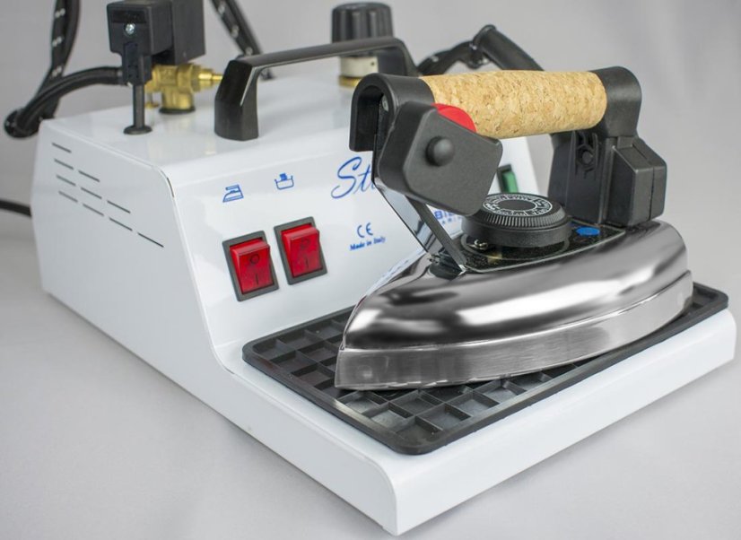 Žehliaca súprava STIR Vapor